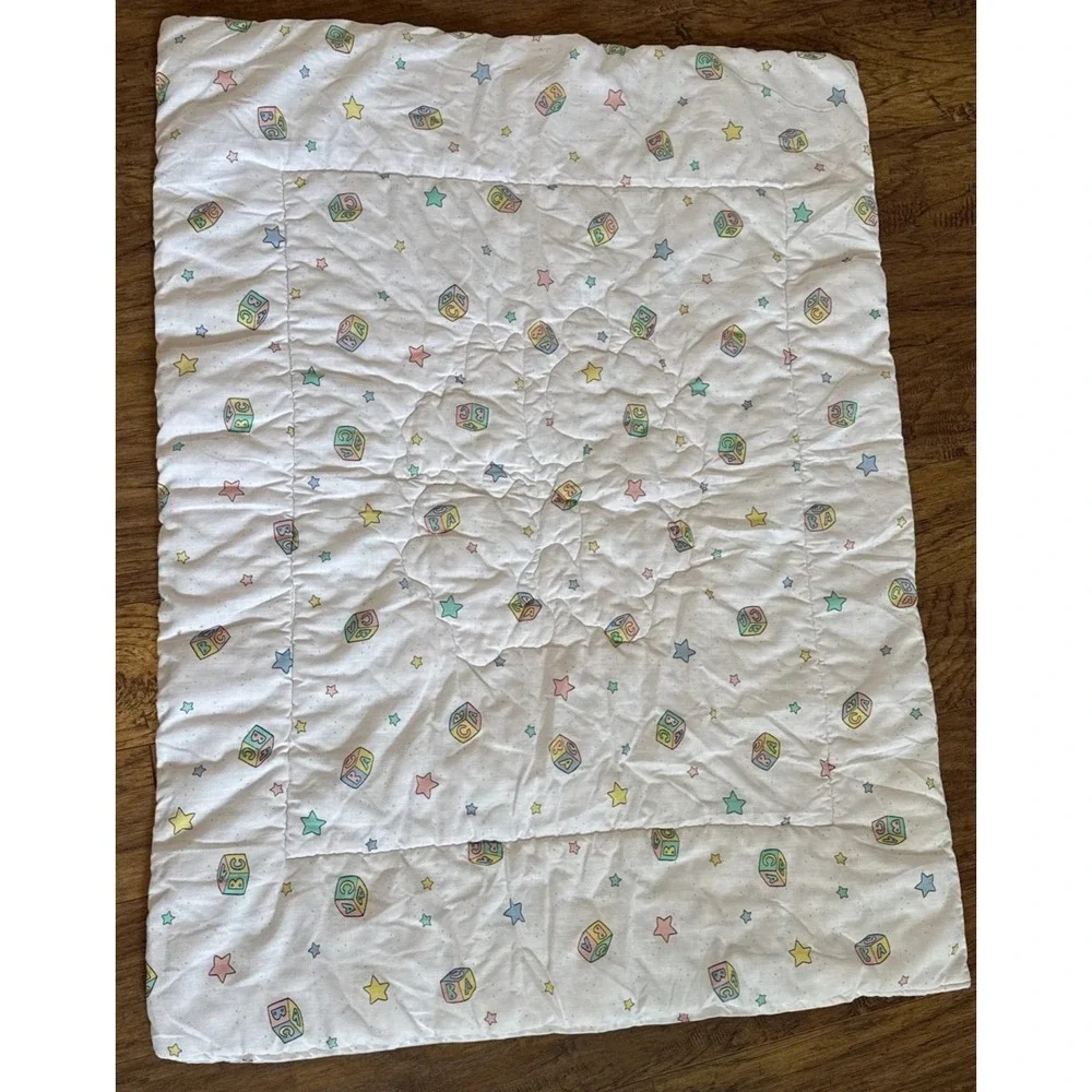 Vintage Disney Babies Mickey Minnie Donald Daisy Quilted Baby Blanket Dundee USA